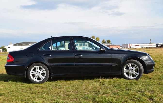 Mercedes-Benz Klasa E cena 26900 przebieg: 332000, rok produkcji 2007 z Legnica małe 596